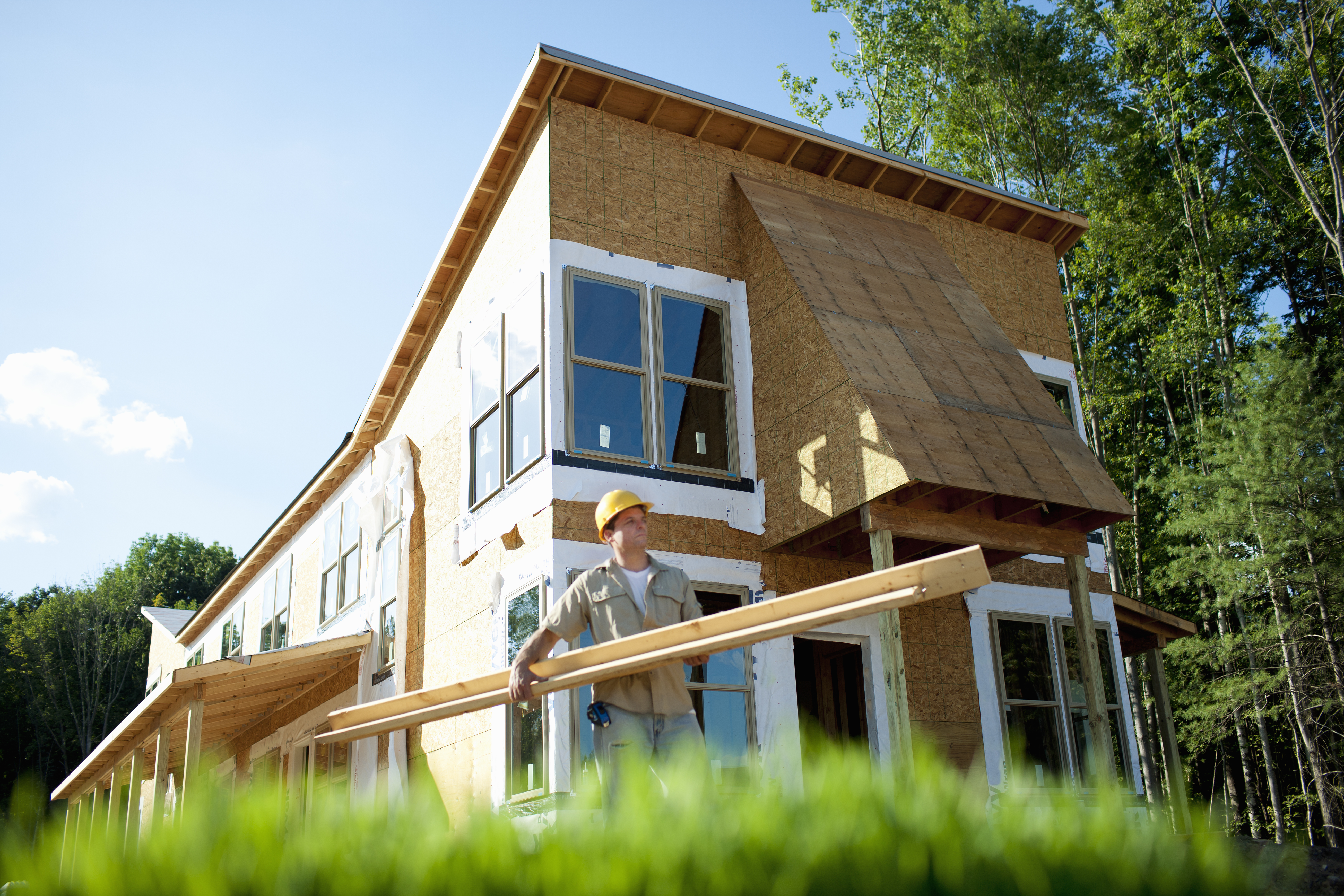 a-construction-site-a-domestic-house-being-built-2025-04-04-08-31-53-utc